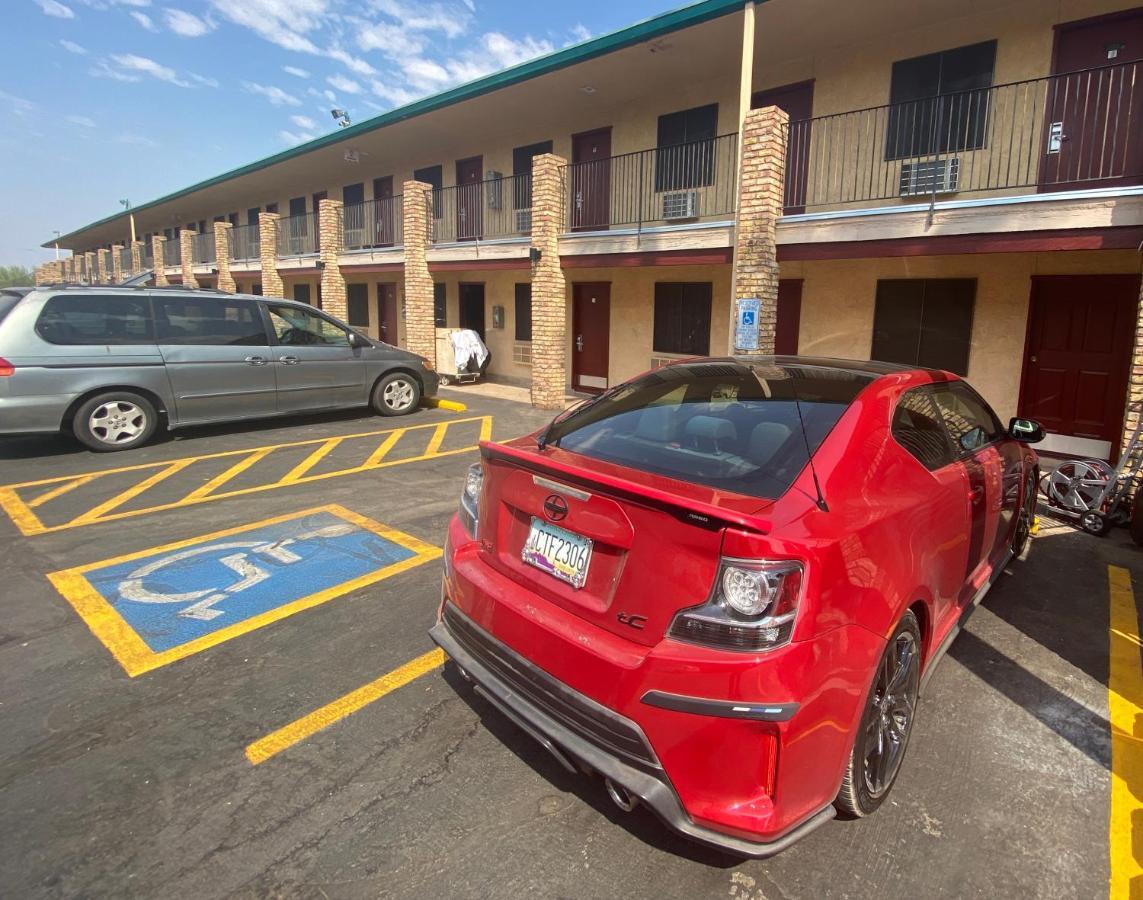 Windsor Inn Lake Havasu City Extérieur photo