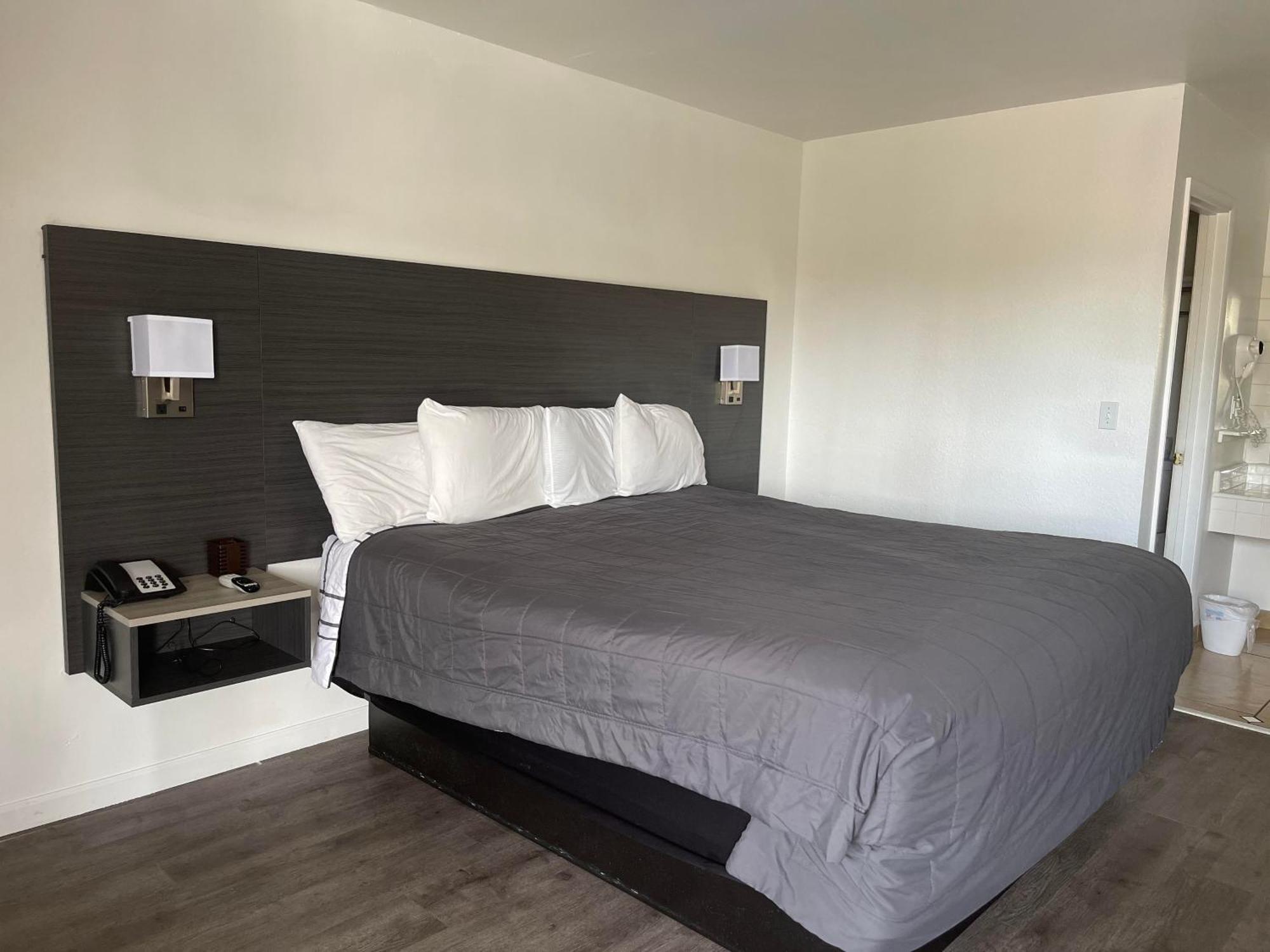 Windsor Inn Lake Havasu City Extérieur photo