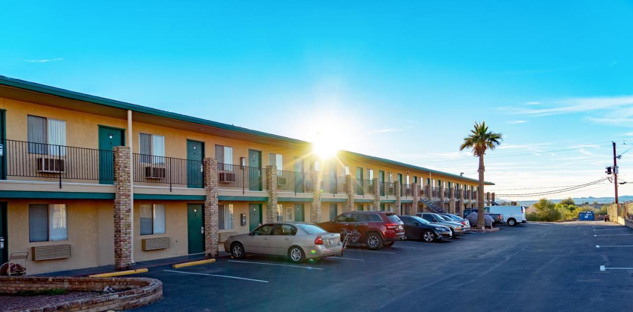 Windsor Inn Lake Havasu City Extérieur photo